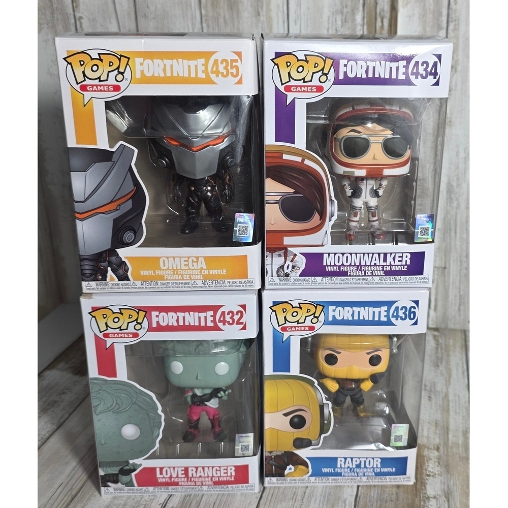 Funko Pop Fortnite Bundle Love Ranger 432 Moonwalker 434‎ Omega 435 Raptor 436